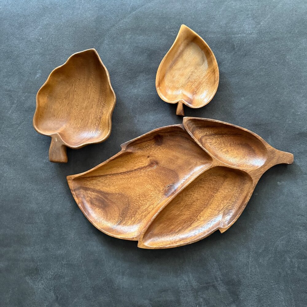 Monkey Pod Wood Leaf-Shaped Serving Tray Set Of 3
